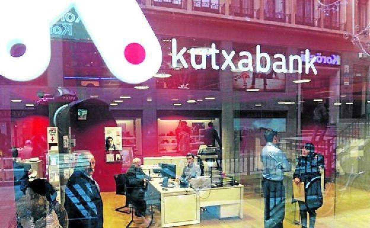 Kutxabank Entrega Un Anticipo De 27 Millones De Dividendo A Las Fundaciones Bbk Vital Y Kutxa 8333